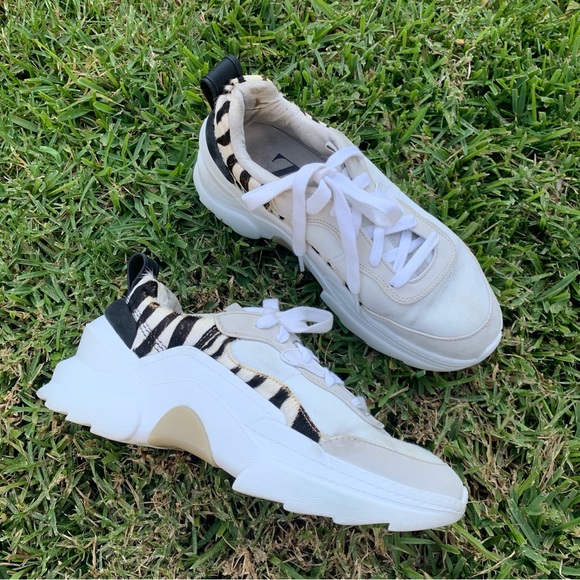Zara Chunky Sneakers with Animal Print - Picture 2 of 16